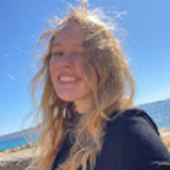 Meet your Posher, Genevieve - Picture 1 of 1